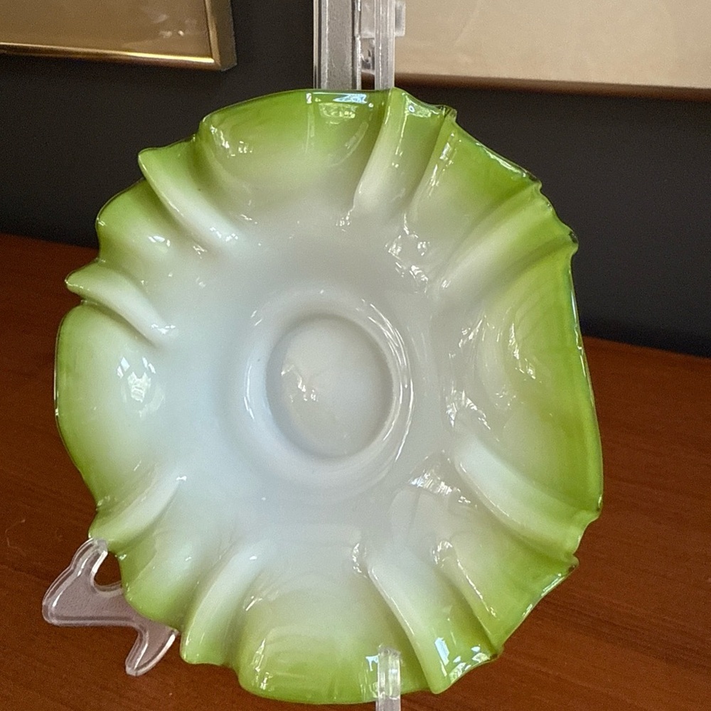 Beautiful Fenton ? ANTIQUE Art Nouveau milk opaline glass bowl - Picture 3 of 9